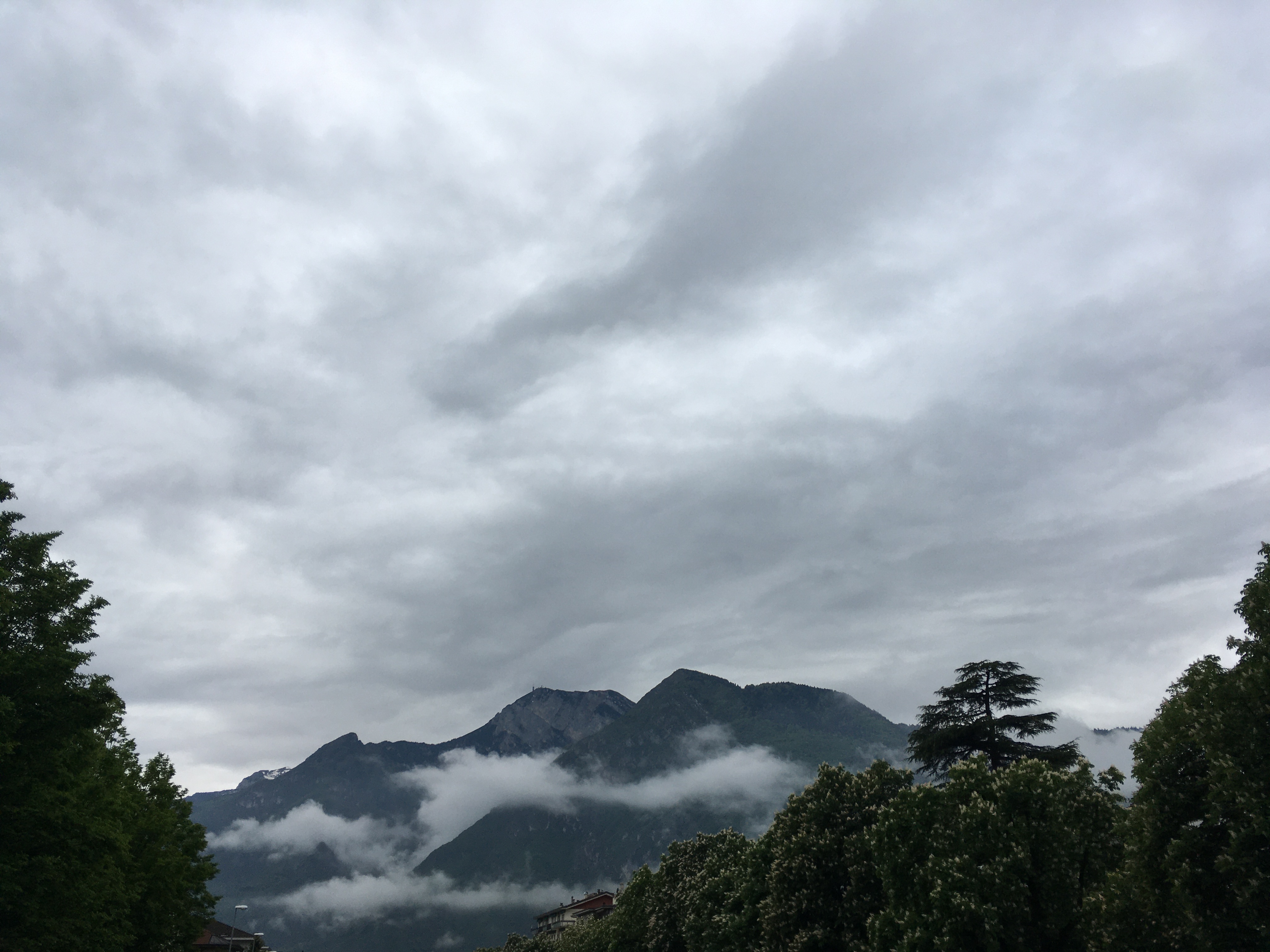 Il monte Bondone dal Lungofersina